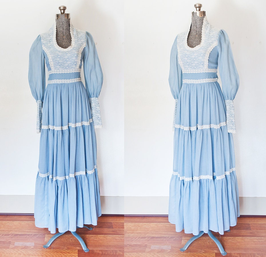 Vintage 1970s GUNNE SAX Dress Blue Peasant by dejavintageboutique