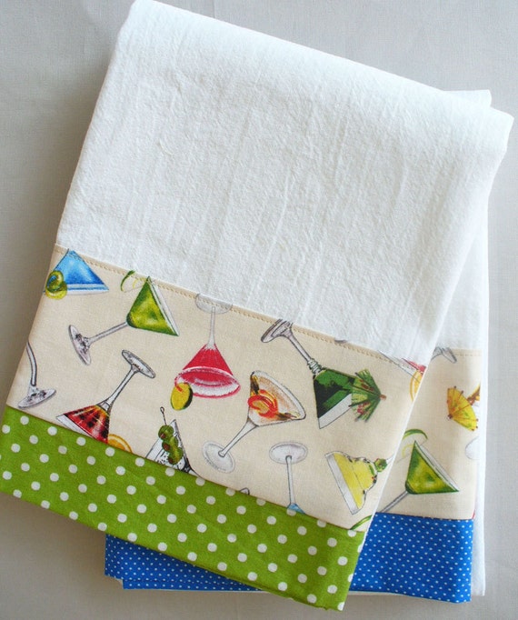 Kitchen towels with martini glasses cotton fabric accent set