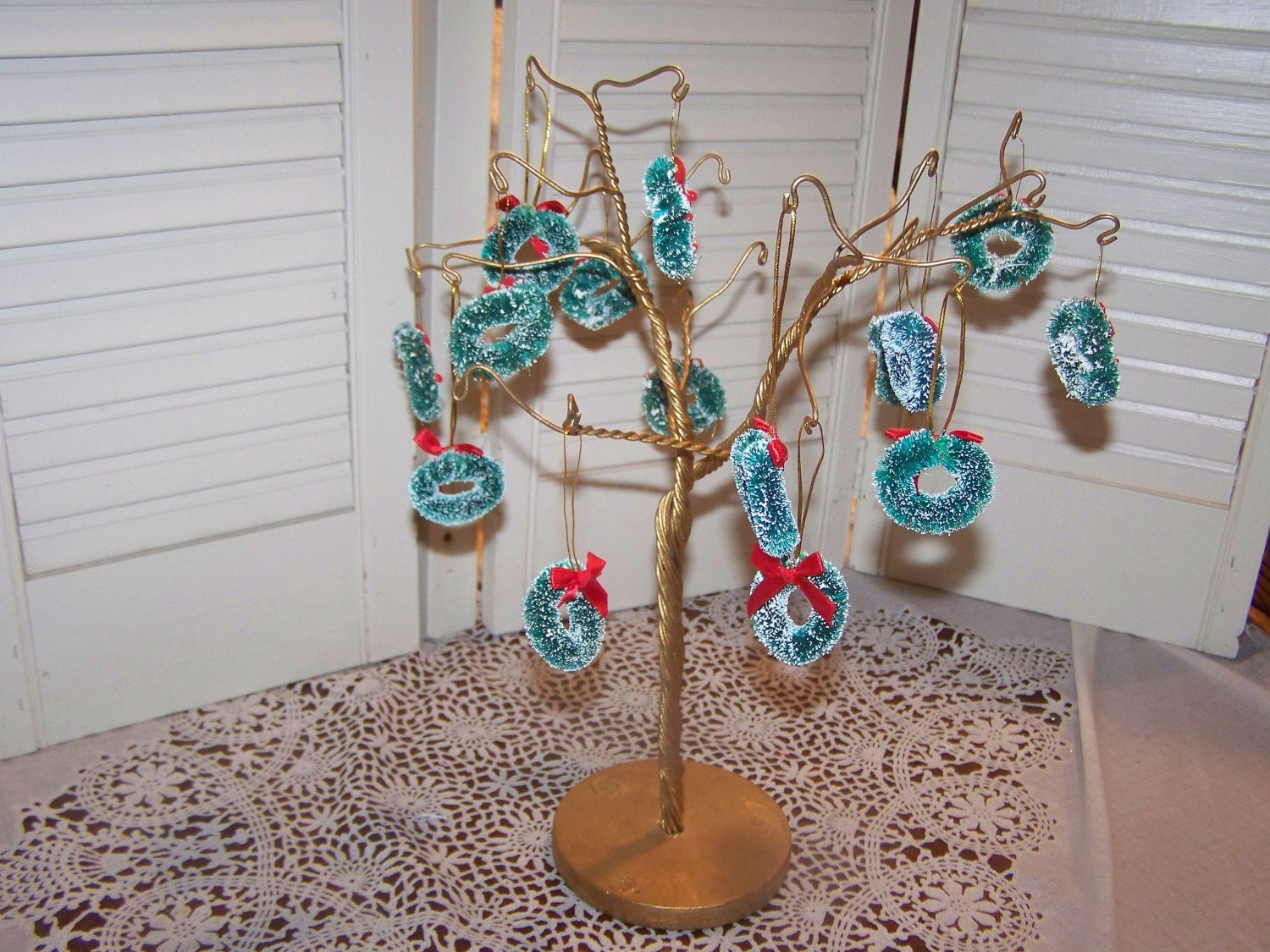 Metal wire Christmas tree ornament holder stand 15 miniature