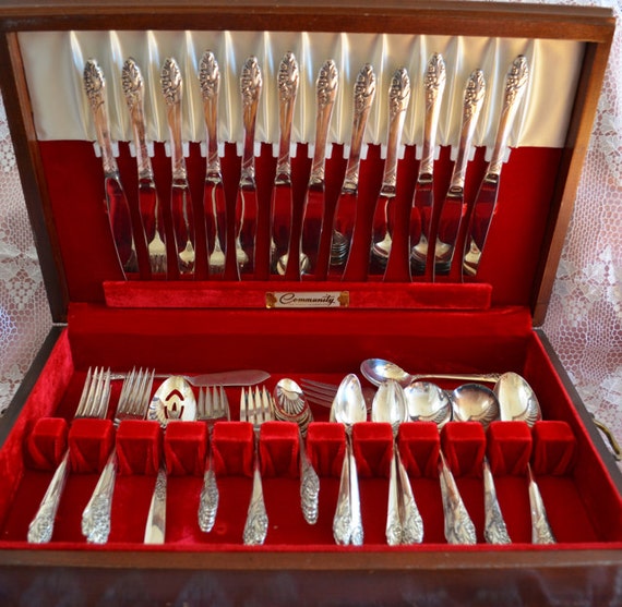 Vintage Oneida Community Silverplate Flatware Evening Star 78