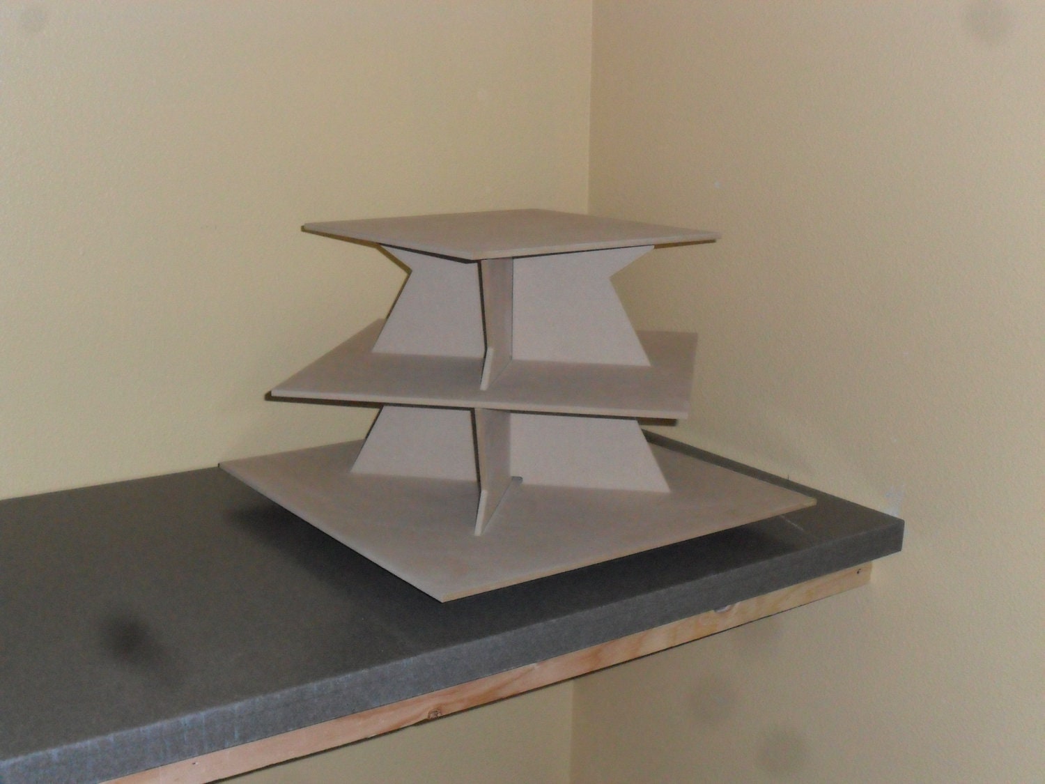 3 Tier Cupcake Stand 3 Tier Cupcake Stand