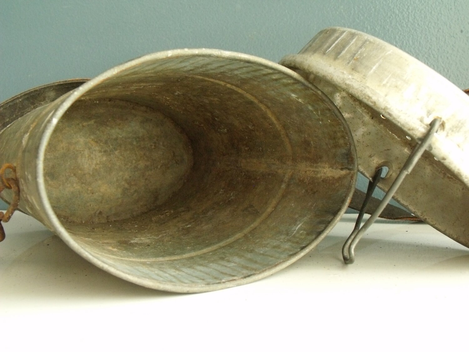 Old Pal Minnow Bait Bucket Small Oval Galvanized by KTsAttic