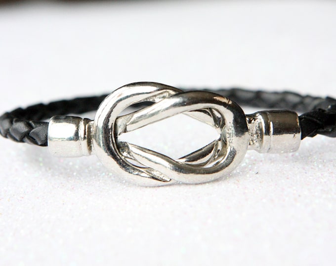 Mens Womens Leather Bracelet - Braided Leather Magetic Clasp