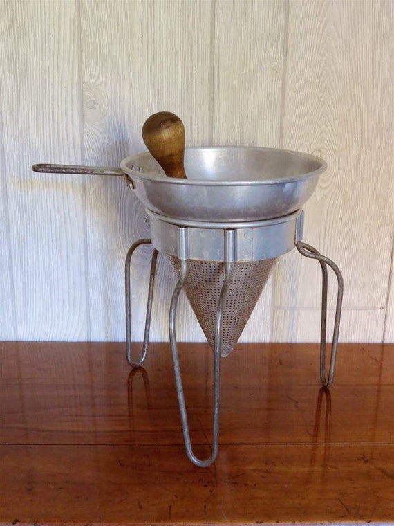 Wear-Ever Food Mill with Wooden Pestle Strainer Juicer Chinois