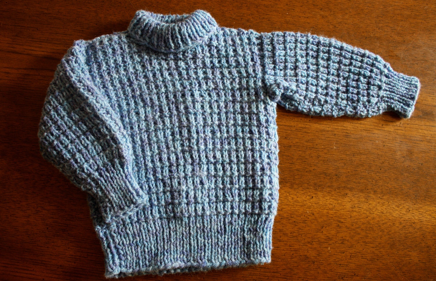 Baby Vintage blue sweater / Ernest Hemingway by bondstreetvintage