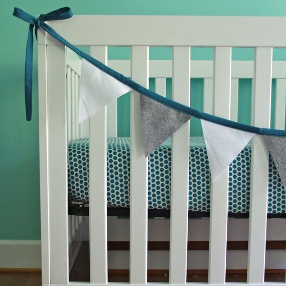 Items similar to organic crib sheet and matching bunting on Etsy