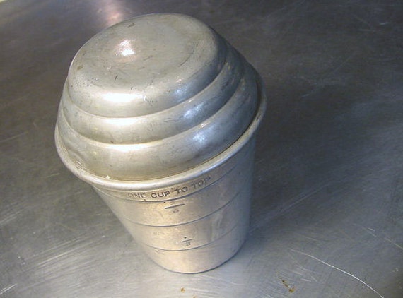 Measuring LID cup Vintage measuring vintage Cup Mirro 1950s Aluminum aluminum w