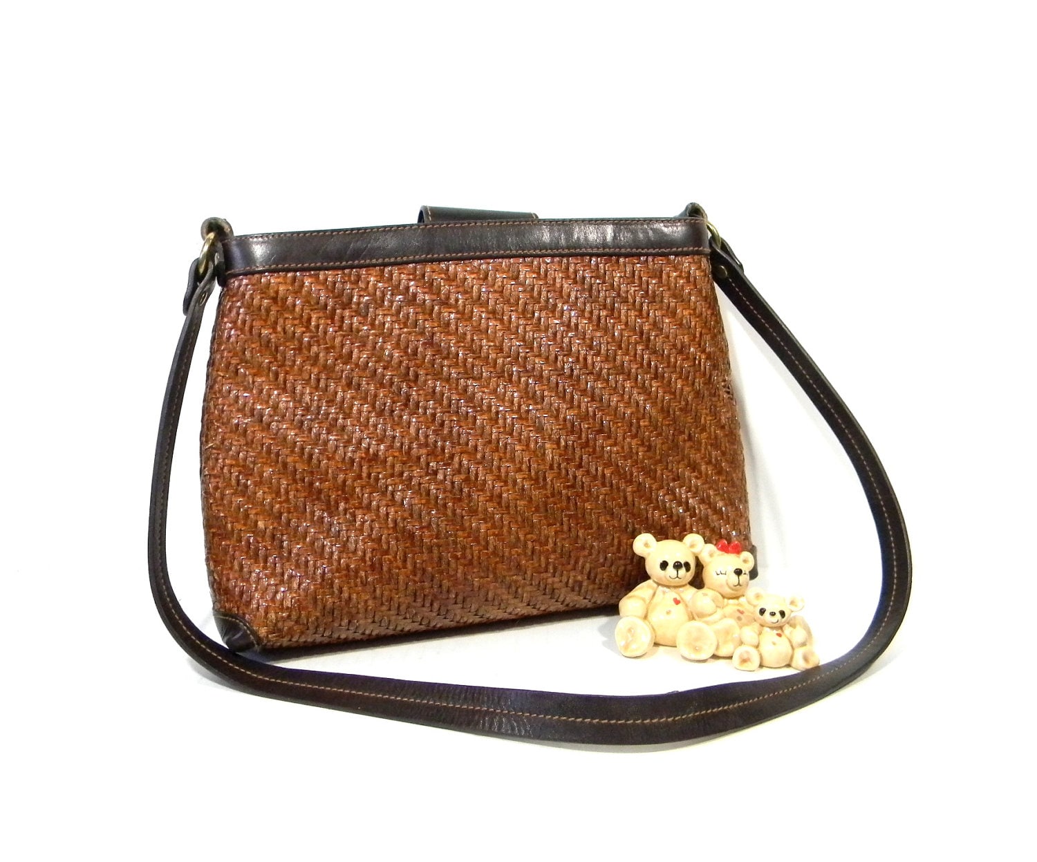 Vintage Fossil Purse. Woven Straw Leather Handbag in Brown.