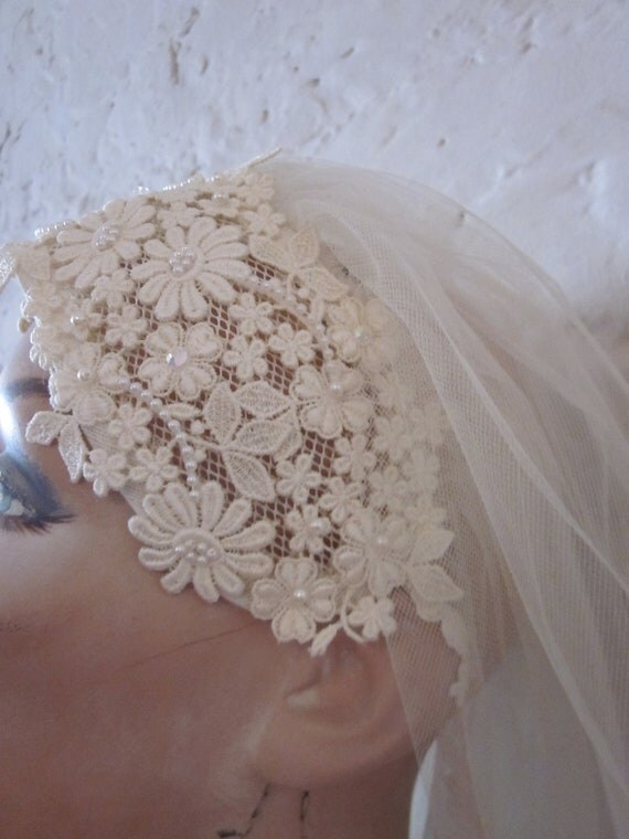 exquisite vintage champagne colored wedding veil by avaVintage