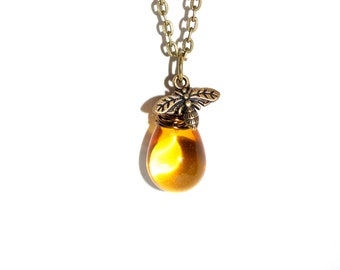 Bee necklace, wire wrapped honey bee necklace, honey drop, honey bee necklace, bee jewelry, gift