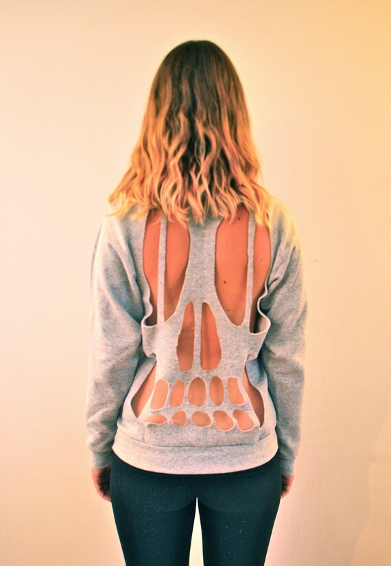 Skull Cut-out Crew Neck Sweatshirt Grey