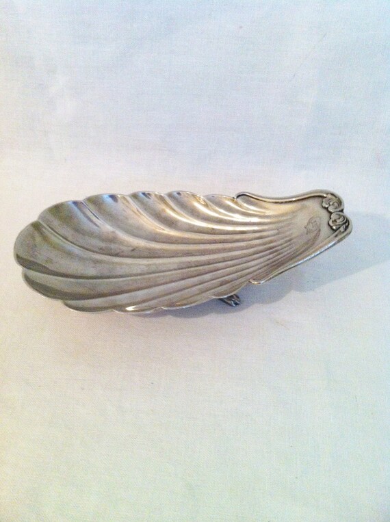 Reed and Barton Silver soldered scallop shell footed serving