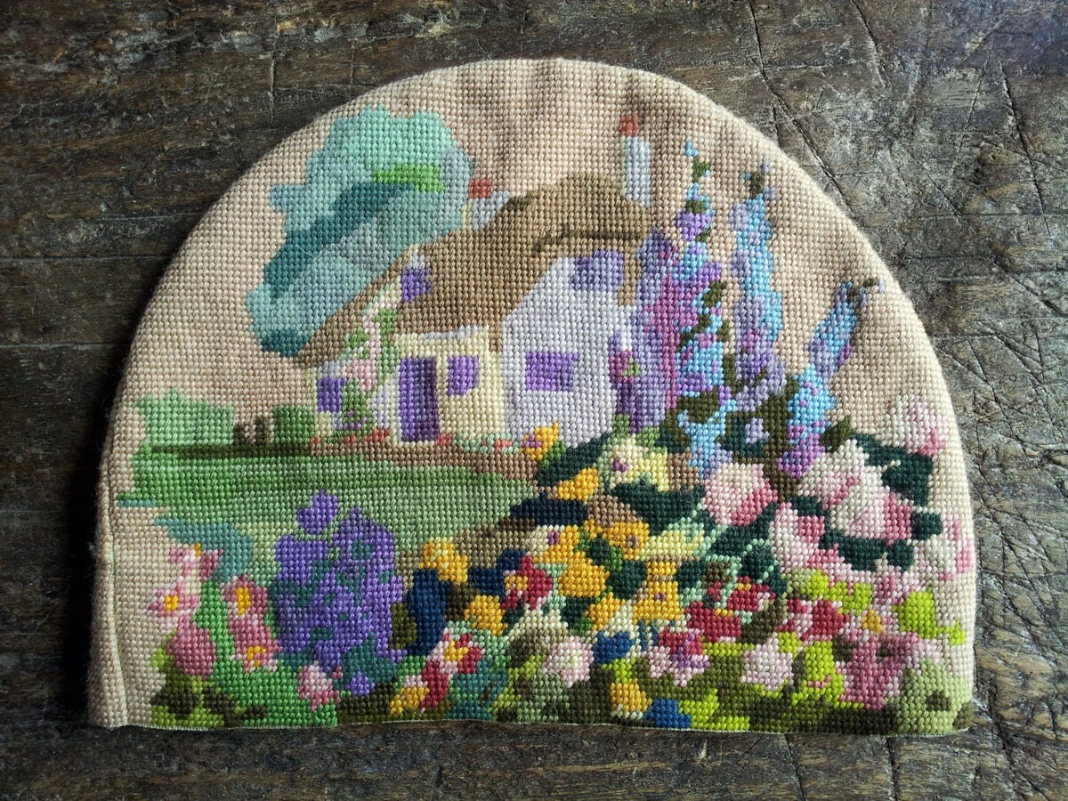 Vintage 1930s English Cottage Needlepoint Tea Cozy Cosy
