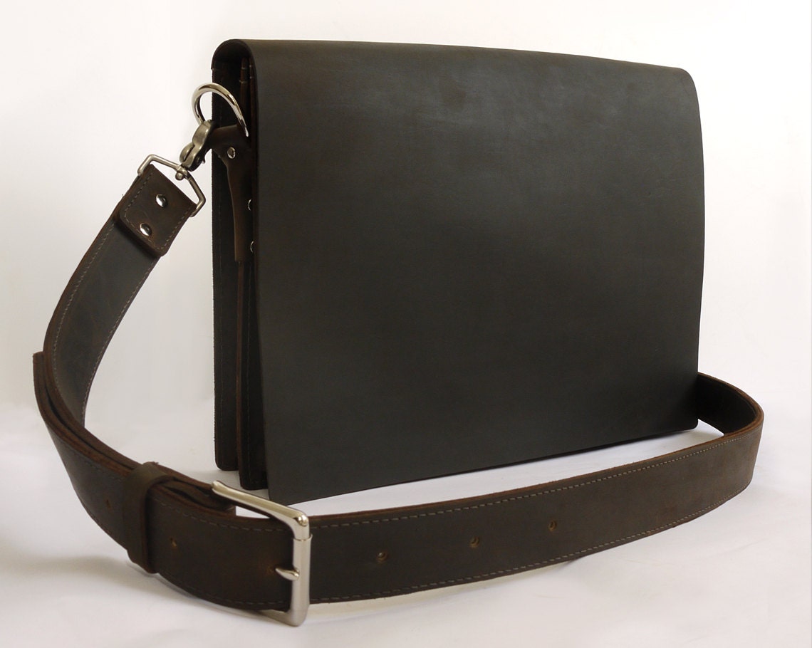 Mens Matte Oil-Pull Leather Messenger Bag/Laptop Bag