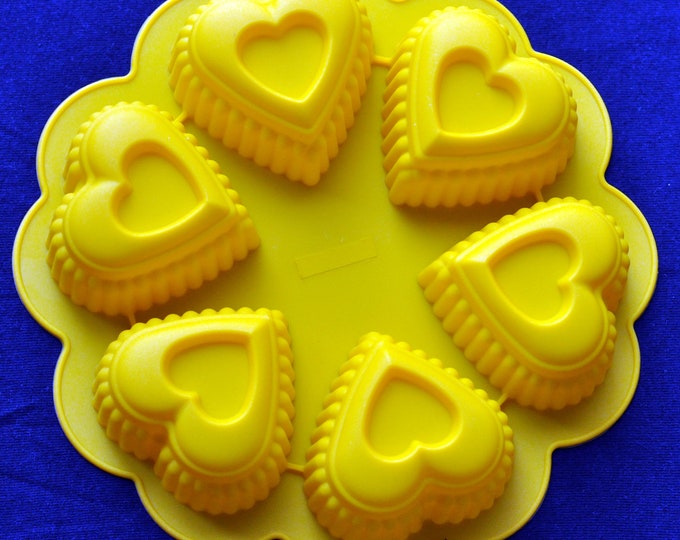 Silicone Soap Molds Cup Cake Chocolate Jelly Pudding Candle Mold Mould - 6 Heart