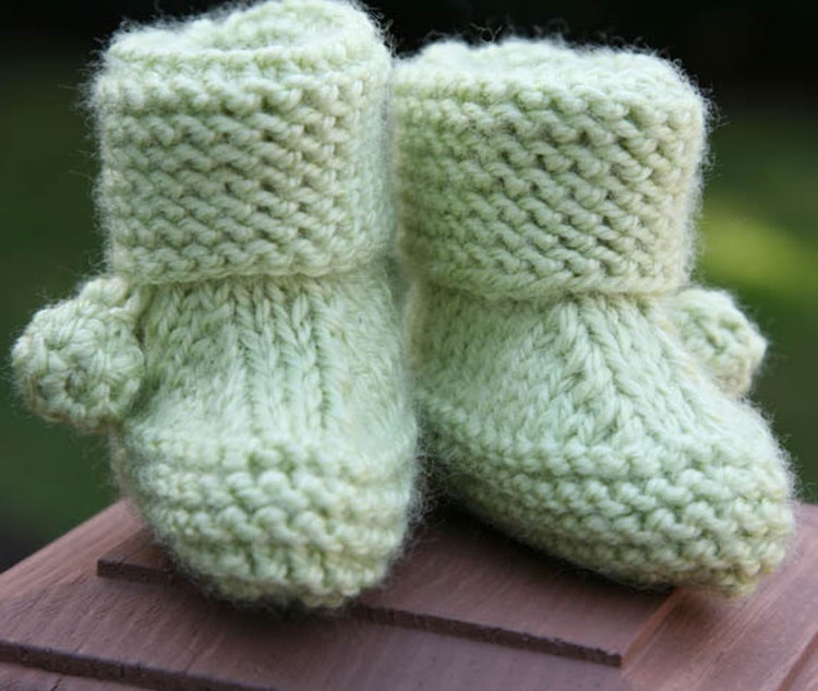 Super Easy Knitting Pattern Baby Booties by ...
