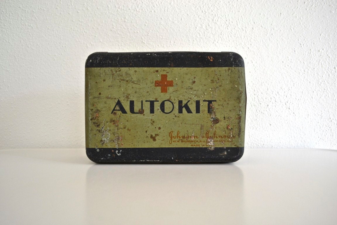 SALE Autokit First Aid Kit Tin by Johnson & Johnson – Antique Auto Kit  Travel – Haute Juice