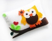 Felt Owl Pillow, Personalized Felt Owl Pillow, Handstitched, Handmade Pillow, kids room owl pillow decor A131 Il_170x135