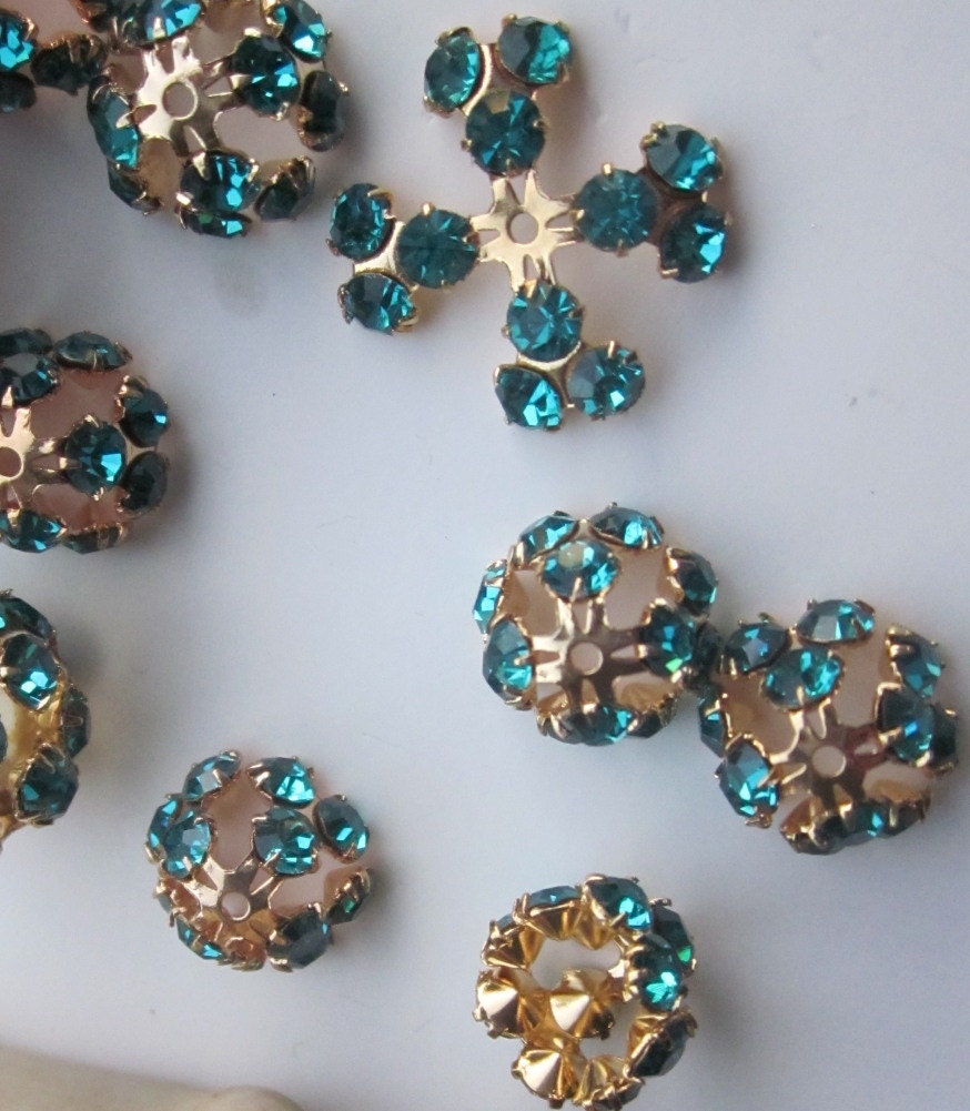 Vintage Teal Green Swarovski Crystal 6 Bead Caps Or