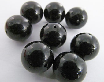 20 Vintage 14mm Black Round Lucite Beads Bd408