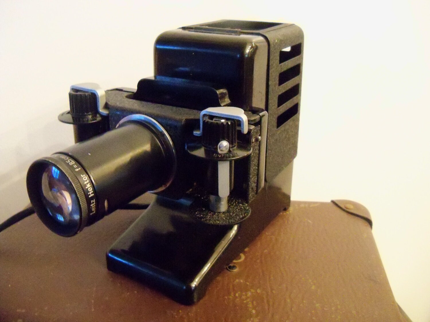 Vintage German Leitz Camera 35mm slide Projector PARVO PLUS