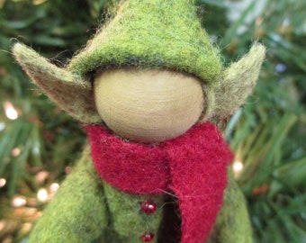 Elf Christmas Ornament, Clothespin, Felt - Olive Green, Santa's Helper, Christmas Elf, Peg Doll, Handmade Ornament