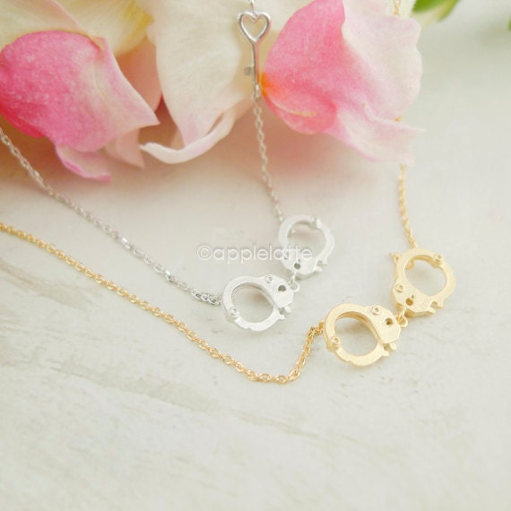 handcuff necklace with heart key in gold / silver by applelatte