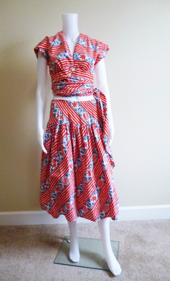 Vintage 1970s Skirt and Top Set Crop Top by VintageAndOddities