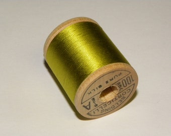 Vintage Corticelli Pure Silk Hand Sewing Embroidery Thread 100 Yd. Wooden spool of Shade 9125 Limerick Green