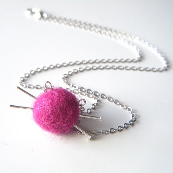 WINTER SALE Gift for Knitters, Knitting Jewelry, Fuchsia Yarn and Knitting Needles Necklace