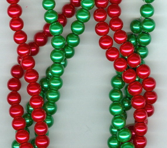 8mm Christmas Red and Green Glass Pearl Round Beads Set of 2