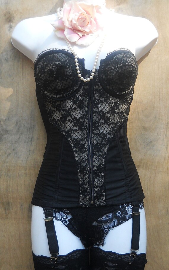 merry widow bustier