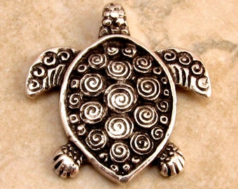 Mykonos Casting Turtle Pendant, Antique Silver M140