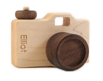 Personalized Wooden Toy Camera- Imaginative Play - Pretend Camera - Toy Camera - Wooden Toy - Wood Camera - DSLR Camera - Camera -TY14
