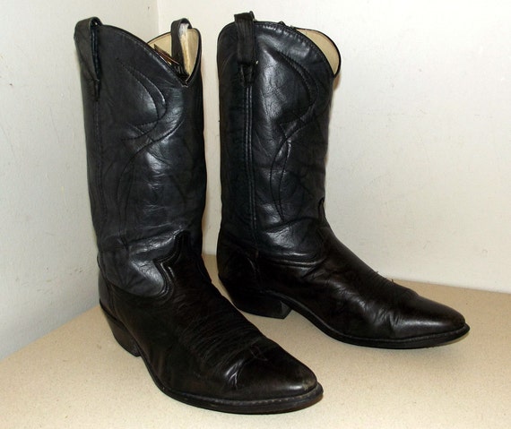 Vintage Dingo brand cowboy boots size 9.5 D by honeyblossomstudio
