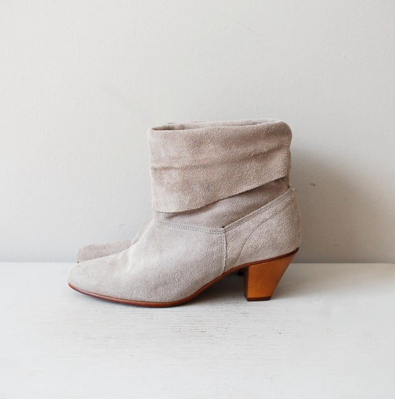 gray boots / grey ankle boots / Gainsboro boot