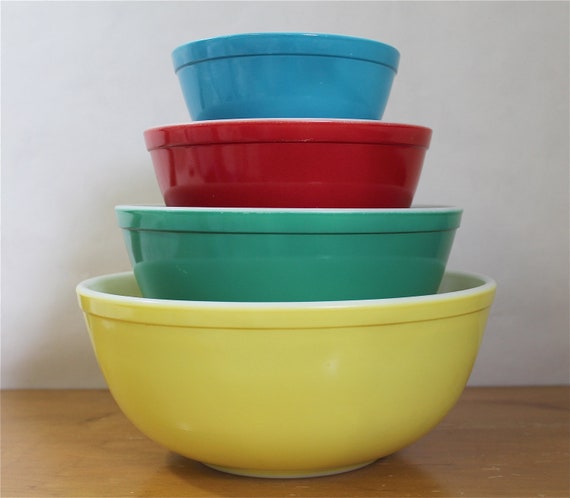 Pyrex Primary Colors Four Mixing Bowl Set by GypsyMouse on Etsy