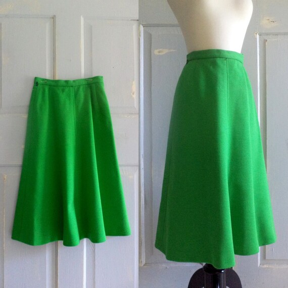 1970s Skirt Green Vintage Skirt 70s A Line by SassySisterVintage