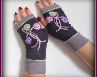 Fingerless gloves with applique , arm warmers