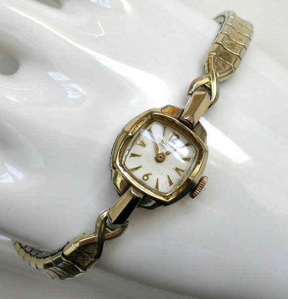 Vintage Gruen Precision Women's Watch Wristwatch by SecretWorkshop