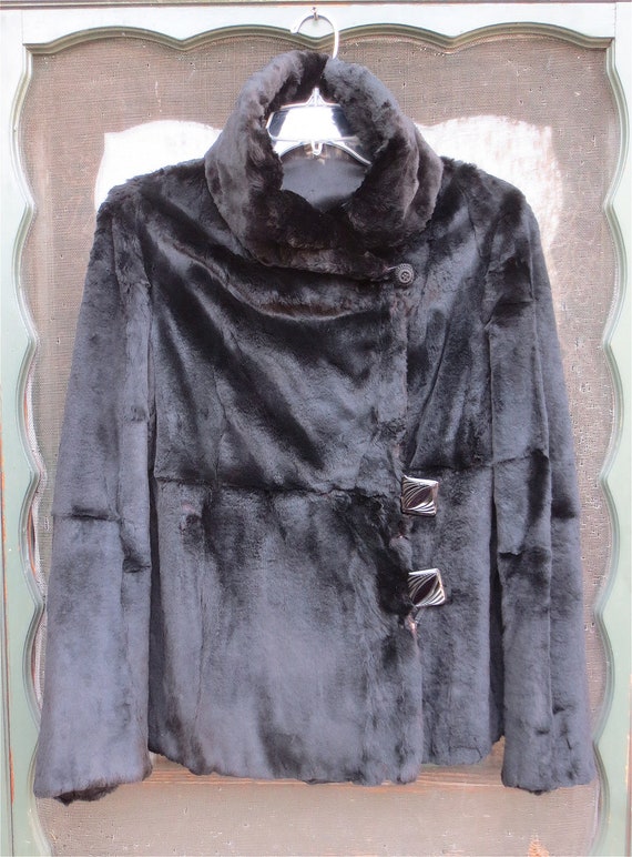 Vintage 1920's Seal Fur Flapper Jacket w/Carved Bakelite