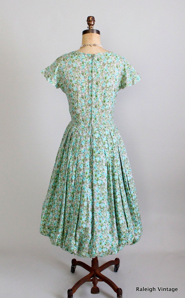 Vintage 1950s Dress : 50s Silk Floral Bubble Hem Party Dress