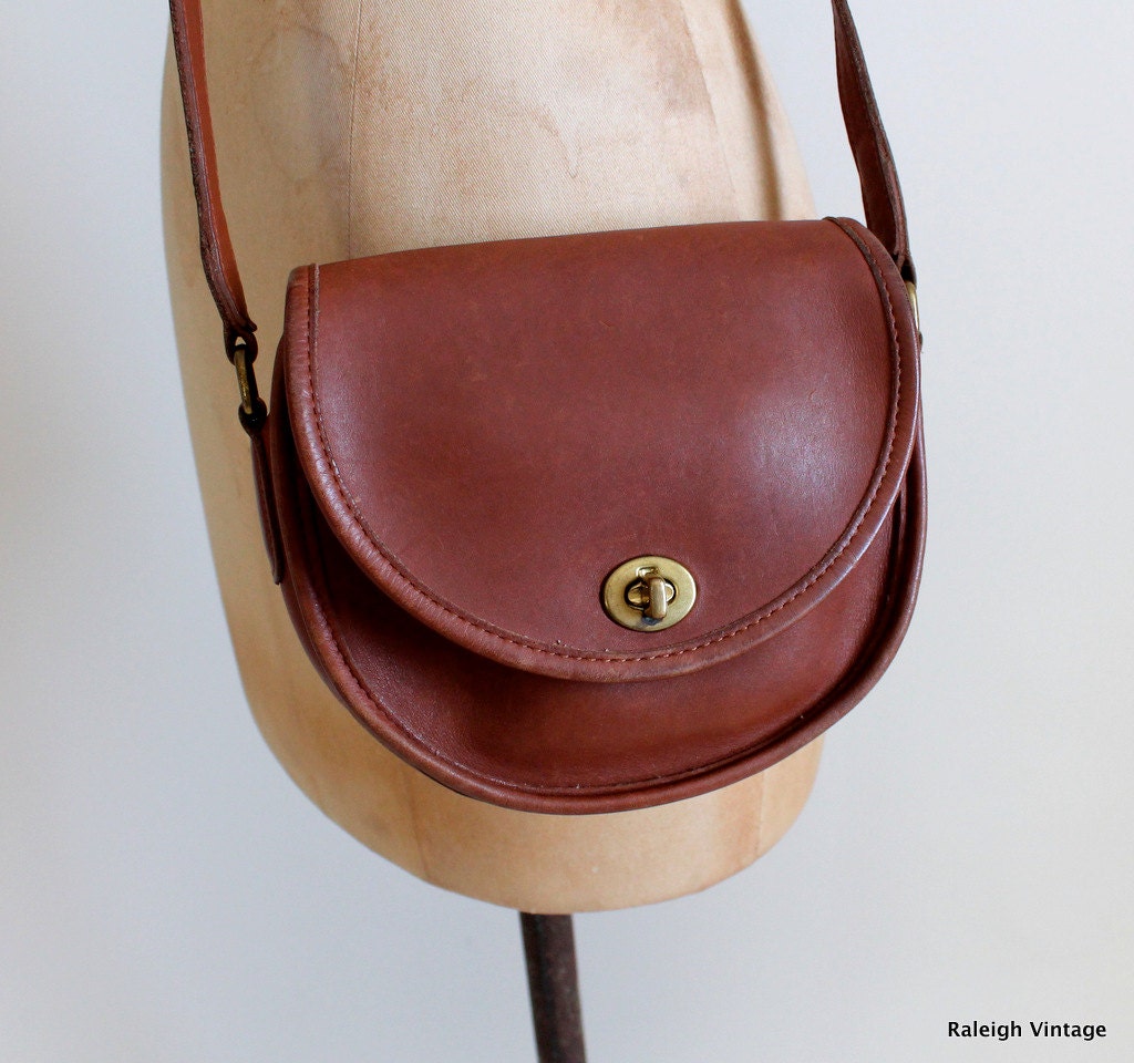 Vintage Coach Saddle Bag : Brown Leather Cross Body Purse