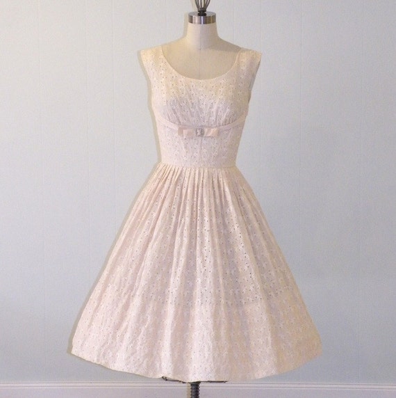 Vintage 1950s Eyelet Dress 50s Cotton Dress Beige