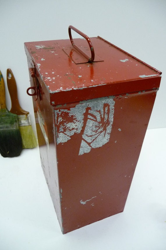 Vintage Paint brush Box Red chippy metal keeper Industrial