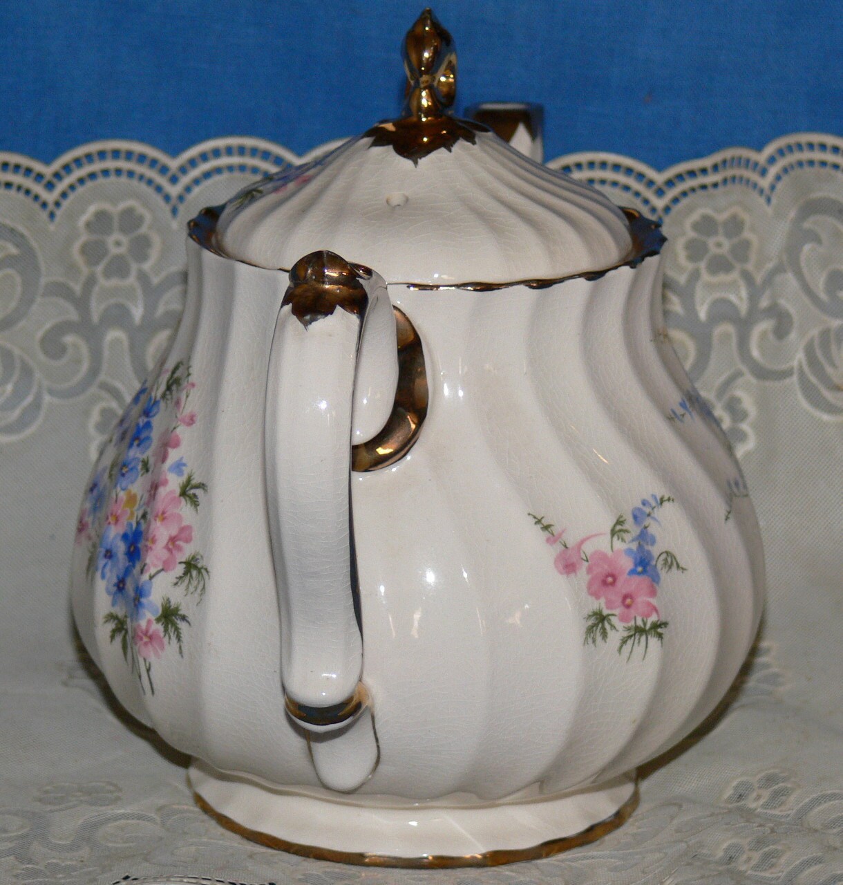 Vintage Sadler England TEAPOT Pink/Blue/Lilac FLORAL w/ Gold