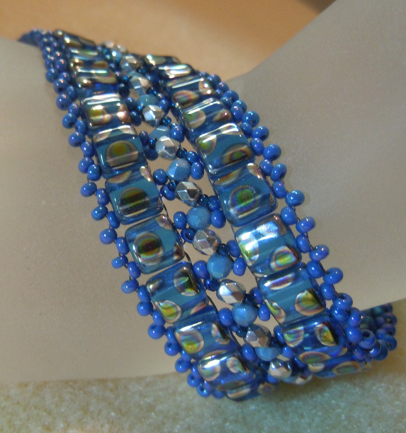 Download PATTERN A Pebbled Path Bracelet 2 hole CzechMate tile beads