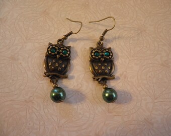 Owl with Green Eyes and Green Pearl Earrings