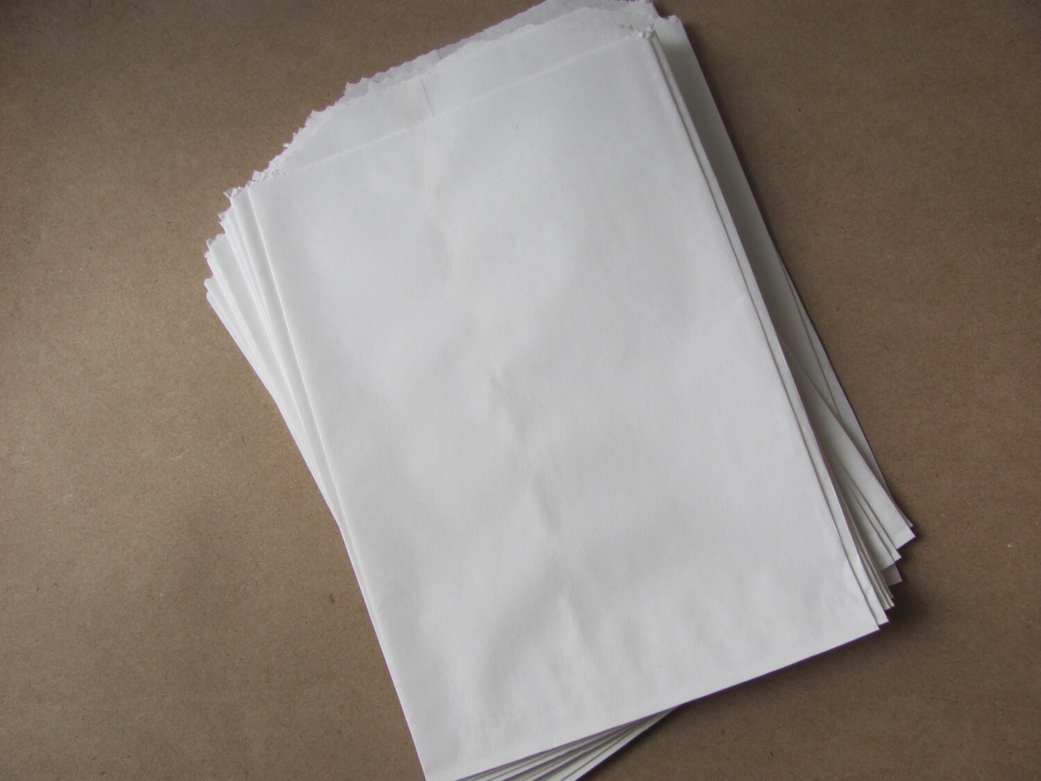 200 White Paper Bags Flat 4 1/4 x 6 Candy Buffet