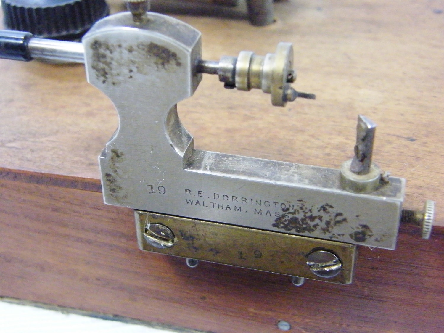 vintage-watchmakers-tools